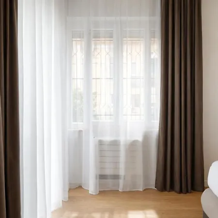 Elegantis Aventino Charming Flat With Private Terrace - Colosseo, Metro And Circo Massimo Nearby דירה