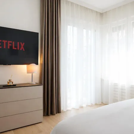 דירה Elegantis Aventino Charming Flat With Private Terrace - Colosseo, Metro And Circo Massimo Nearby רומא